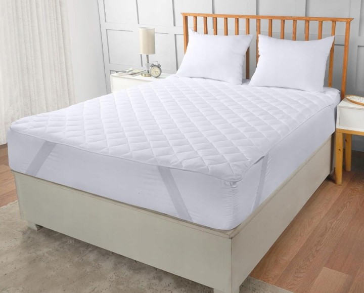 ochraniacz nieprzemakalny.jpg